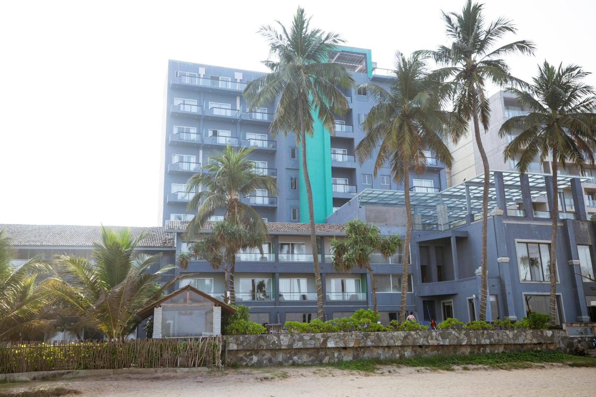 Earl'S Regent Negombo 호텔 외부 사진